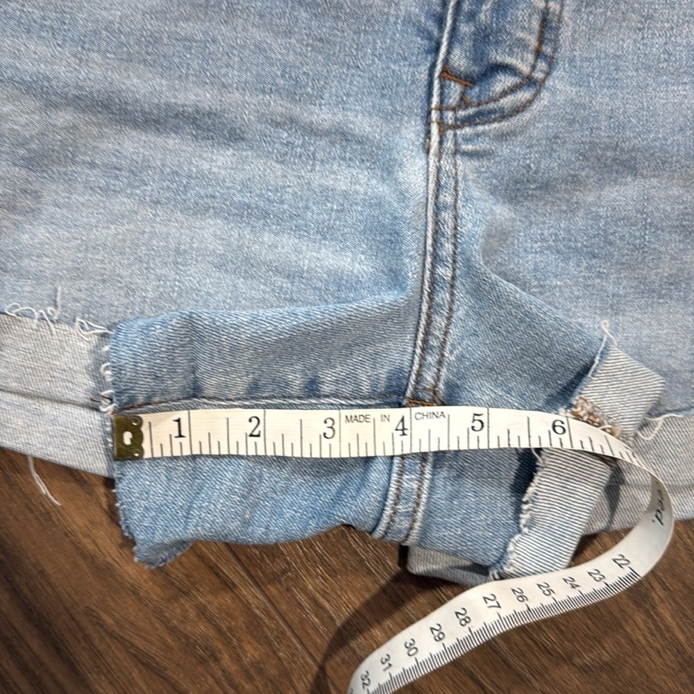 Madewell High Rise Denim Shorts Light Wash Distressed Size 31 - Picture 14 of 16